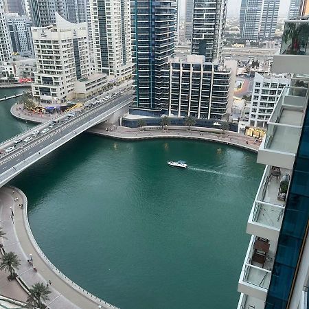 Spacious 1Br With Full Marina View Dubai Exterior photo